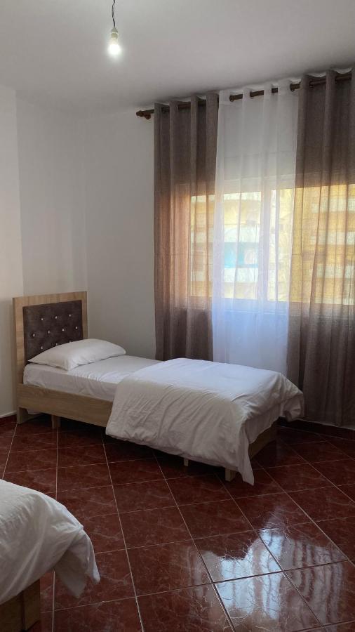 Sea View Apartaments ดูร์เรส ภายนอก รูปภาพ